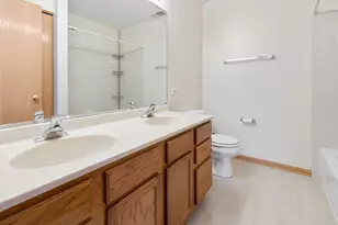 840 Amelia Ct, Grayslake, IL 60030 - Photo 18