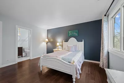 29W431 Emerald Green Drive #24E, Warrenville, IL 60555 - Photo 8