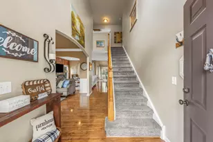 2653 Indian Cliffs Ln, Montgomery, IL 60538 - Photo 2