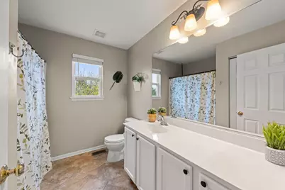 2653 Indian Cliffs Lane, Montgomery, IL 60538 - Photo 20