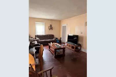 213 N 1st Street, Elburn, IL 60119 - Photo 4