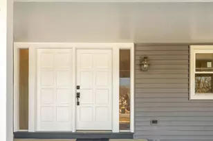 99 Essex Rd, Elk Grove Village, IL 60007 - Photo 6