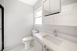 99 Essex Rd, Elk Grove Village, IL 60007 - Photo 32