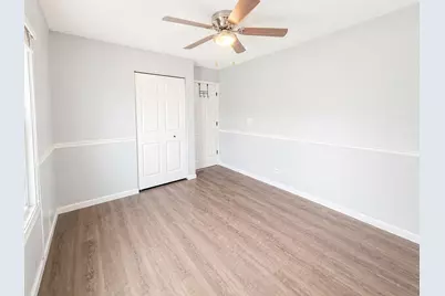 828 Huron Court, Carol Stream, IL 60188 - Photo 12