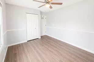 828 Huron Ct, Carol Stream, IL 60188 - Photo 12