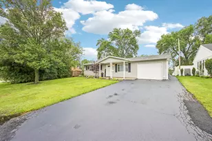 10227 Hilltop Dr, Orland Park, IL 60462 - Photo 1