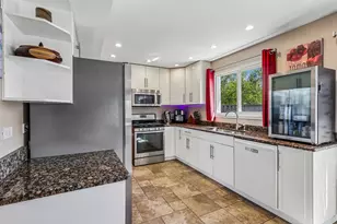 965 S Chippendale Dr, Bartlett, IL 60103 - Photo 2