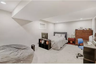 15 N Gibbons Avenue, Arlington Heights, IL 60004 - Photo 18