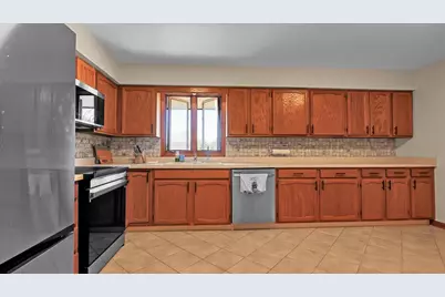 10985 S 84th Avenue #3B, Palos Hills, IL 60465 - Photo 6