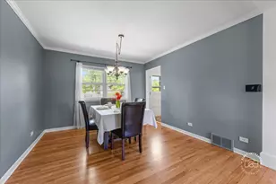 34W246 Giese Rd, Batavia, IL 60510 - Photo 8