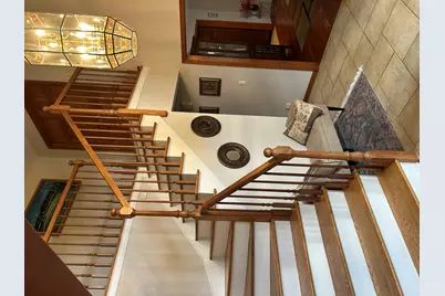690 Waterford Drive, Des Plaines, IL 60016 - Photo 30