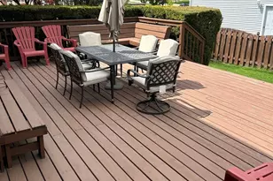 690 Waterford Dr, Des Plaines, IL 60016 - Photo 22