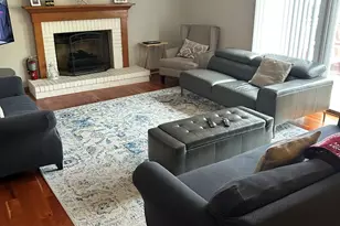 690 Waterford Dr, Des Plaines, IL 60016 - Photo 18