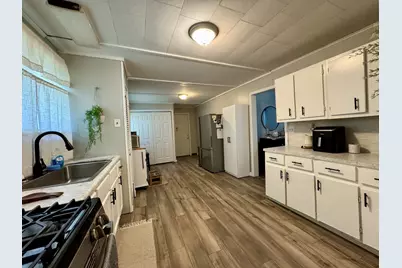 1008 S Commercial Street, Benton, IL 62812 - Photo 20