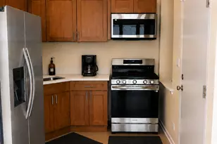 800 S Independence Blvd, Chicago, IL 60624 - Photo 14