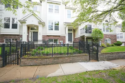 470 Grosvenor Lane #470, Aurora, IL 60504 - Photo 2