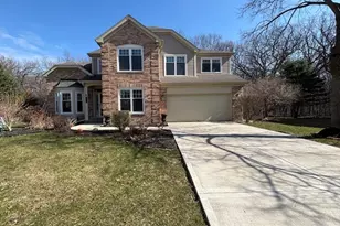 33993 N Treeline Ct, Grayslake, IL 60030 - Photo 1