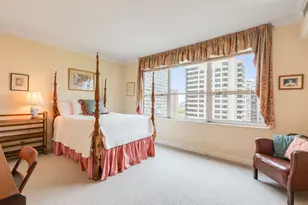 1515 N Astor St, Chicago, IL 60610 - Photo 16