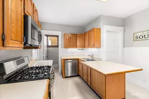 171 N Sycamore St, Hinckley, IL 60520 - Photo 10