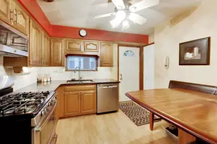 8332 N Oketo Ave, Niles, IL 60714 - Photo 6
