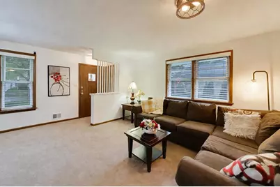 8332 N Oketo Avenue, Niles, IL 60714 - Photo 4