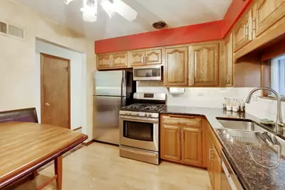 8332 N Oketo Avenue, Niles, IL 60714 - Photo 8