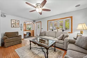 144 Easton Ave, West Chicago, IL 60185 - Photo 4
