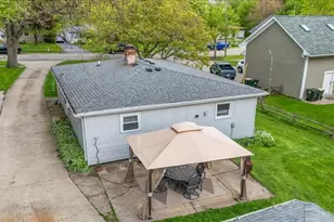 144 Easton Ave, West Chicago, IL 60185 - Photo 20