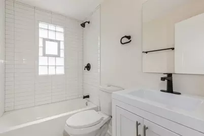 10429 S Indiana Avenue, Chicago, IL 60628 - Photo 10