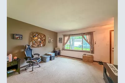 306 Willow Lane, Mahomet, IL 61853 - Photo 8