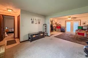306 Willow Ln, Mahomet, IL 61853 - Photo 6