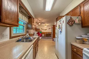 306 Willow Ln, Mahomet, IL 61853 - Photo 14