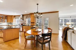 1135 Buttonwood Ln, Northbrook, IL 60062 - Photo 8