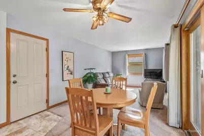 5284 Lawrence Drive, Kirkland, IL 60146 - Photo 6