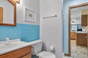 5284 Lawrence Dr, Kirkland, IL 60146 - Photo 12