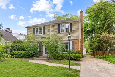 640 S Beverly Lane, Arlington Heights, IL 60005 - Photo 1