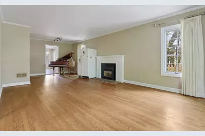 640 S Beverly Lane, Arlington Heights, IL 60005 - Photo 4