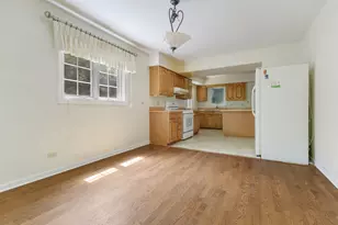 640 S Beverly Ln, Arlington Heights, IL 60005 - Photo 6