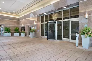 33 W Ontario St, Chicago, IL 60654 - Photo 36