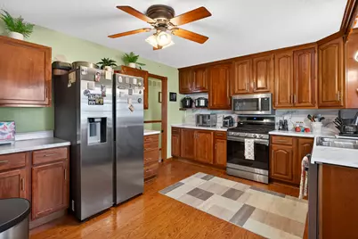 1704 9th Street NW, Clinton, IA 52732 - Photo 8