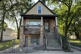 11944 S Calumet Ave, Chicago, IL 60628 - Photo 1