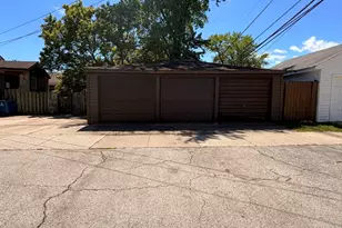 1416 N 36th Ave, Melrose Park, IL 60160 - Photo 4