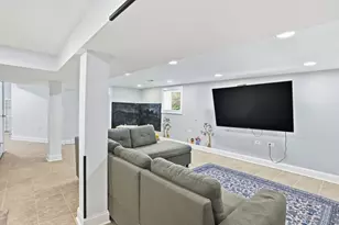 1229 Maple Ave, Berwyn, IL 60402 - Photo 20
