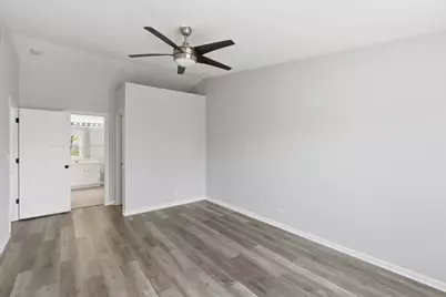 974 Deer Trail, Round Lake Beach, IL 60073 - Photo 14