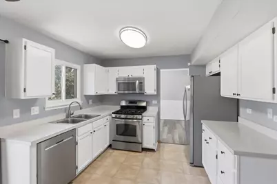 974 Deer Trail, Round Lake Beach, IL 60073 - Photo 2