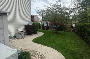 9712 Bennington Dr, Huntley, IL 60142 - Photo 32