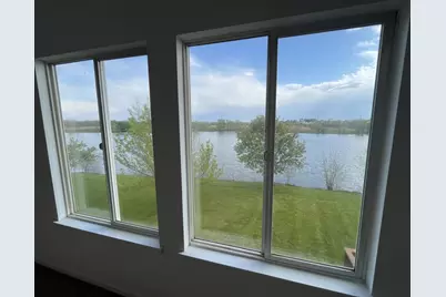 337 W Caldwell Drive, Round Lake, IL 60073 - Photo 28