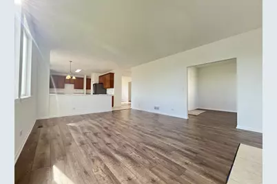 337 W Caldwell Drive, Round Lake, IL 60073 - Photo 8