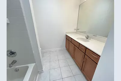 337 W Caldwell Drive, Round Lake, IL 60073 - Photo 24