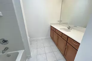 337 W Caldwell Dr, Round Lake, IL 60073 - Photo 24